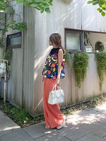 ORIGINATED IN GRACE CONTINENTAL yukimi yonee コーディネート画像