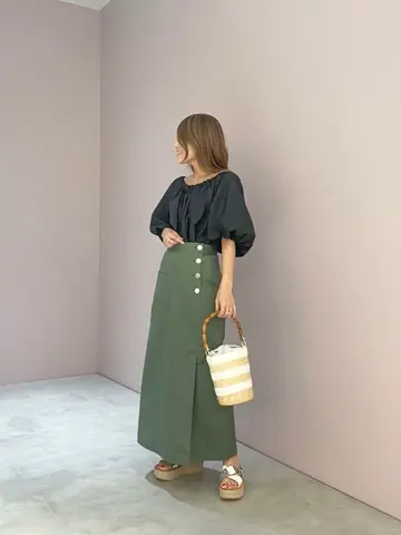 ORIGINATED IN GRACE CONTINENTAL yukimi yonee コーディネート画像