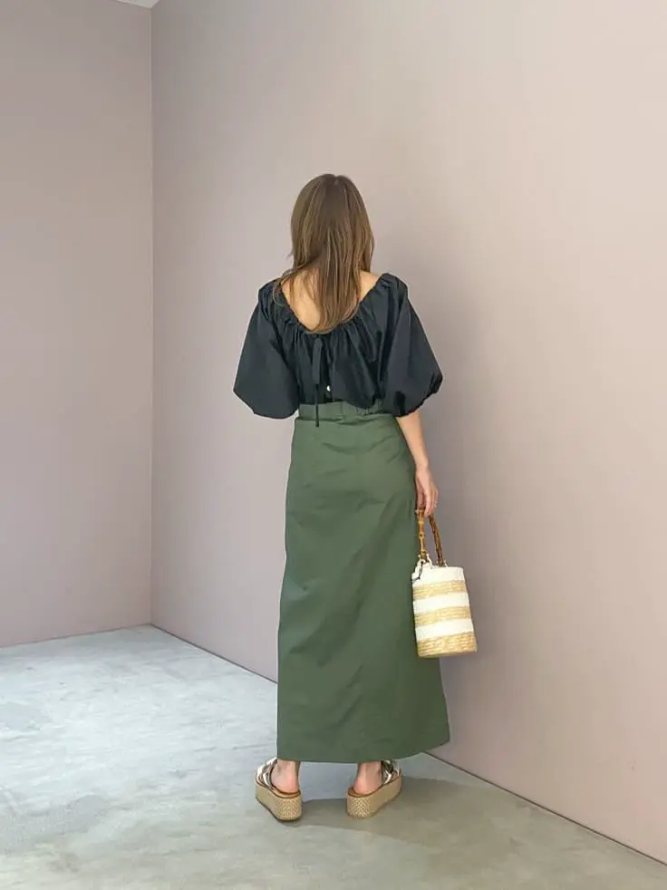 ORIGINATED IN GRACE CONTINENTAL yukimi yonee コーディネート画像