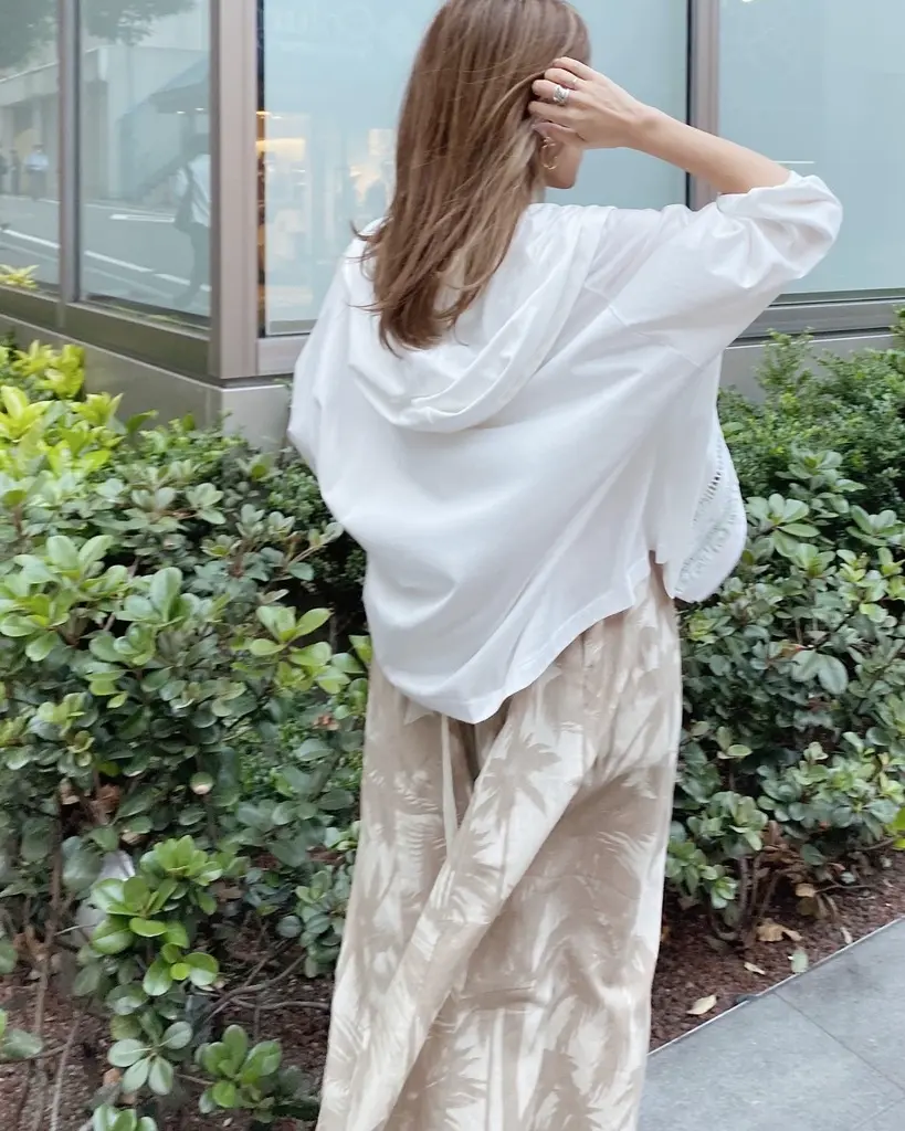 ORIGINATED IN GRACE CONTINENTAL yukimi yonee コーディネート画像