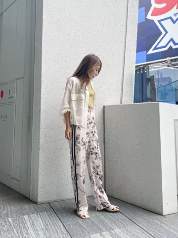 ORIGINATED IN GRACE CONTINENTAL yukimi yonee コーディネート画像