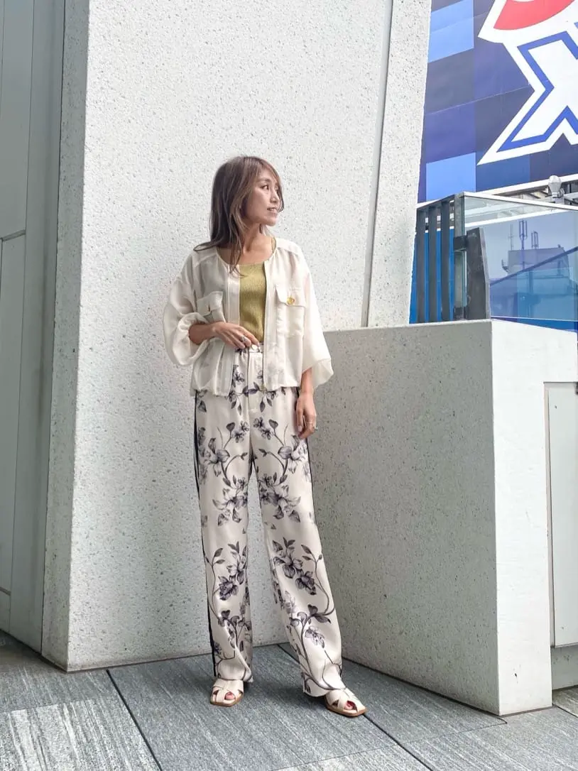 ORIGINATED IN GRACE CONTINENTAL yukimi yonee コーディネート画像