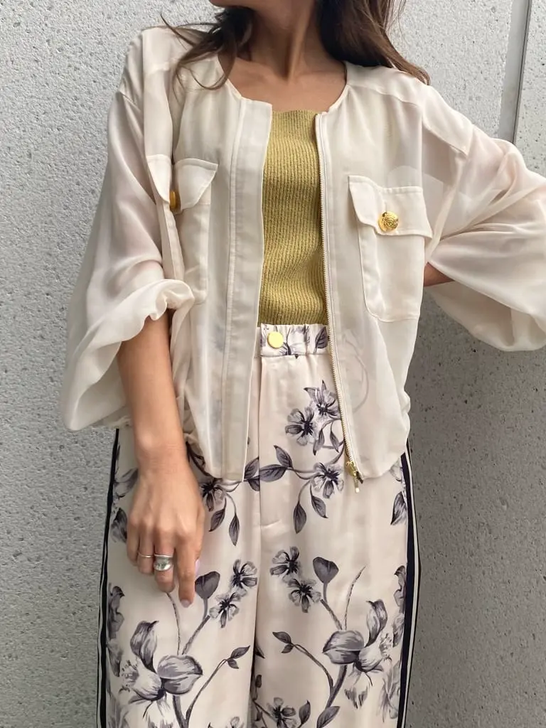 ORIGINATED IN GRACE CONTINENTAL yukimi yonee コーディネート画像