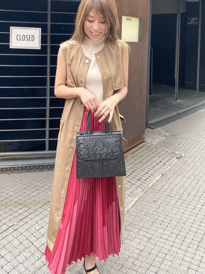 ORIGINATED IN GRACE CONTINENTAL yukimi yonee コーディネート画像