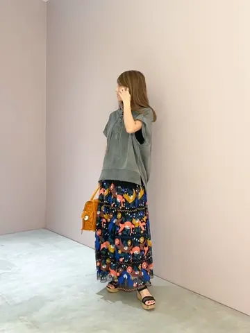 ORIGINATED IN GRACE CONTINENTAL yukimi yonee コーディネート画像