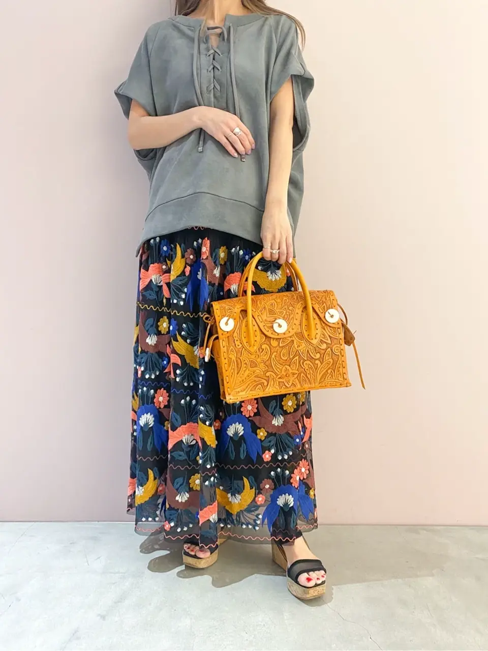 ORIGINATED IN GRACE CONTINENTAL yukimi yonee コーディネート画像