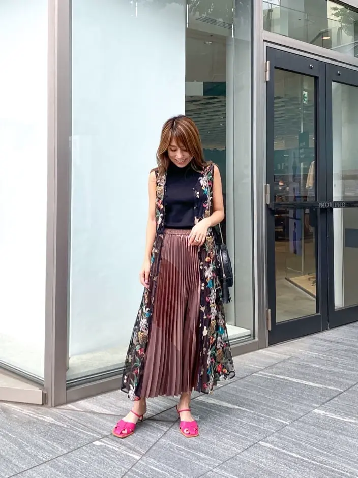 ORIGINATED IN GRACE CONTINENTAL yukimi yonee コーディネート画像