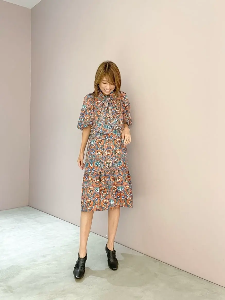 ORIGINATED IN GRACE CONTINENTAL yukimi yonee コーディネート画像