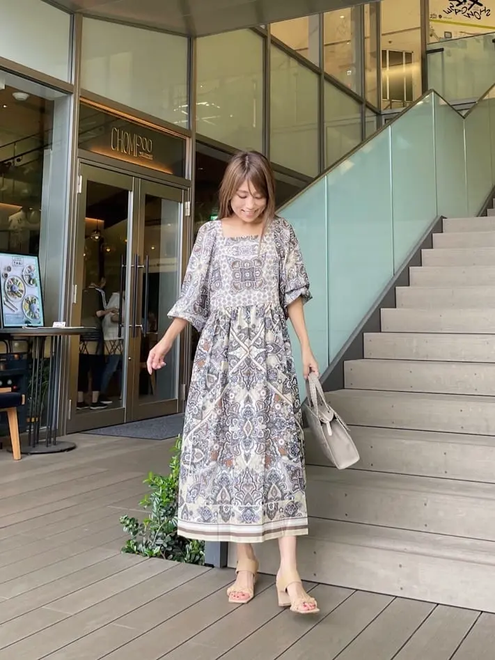 ORIGINATED IN GRACE CONTINENTAL yukimi yonee コーディネート画像