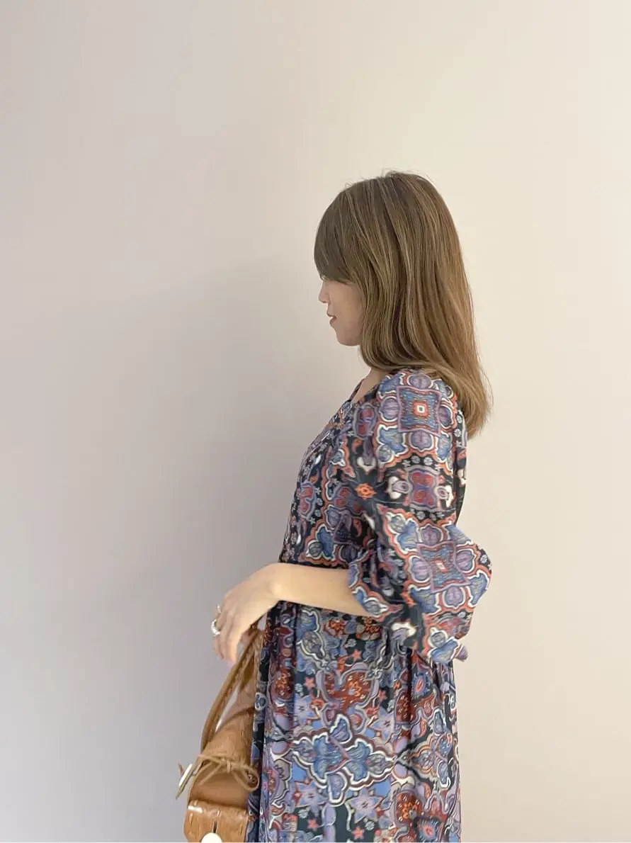 ORIGINATED IN GRACE CONTINENTAL yukimi yonee コーディネート画像