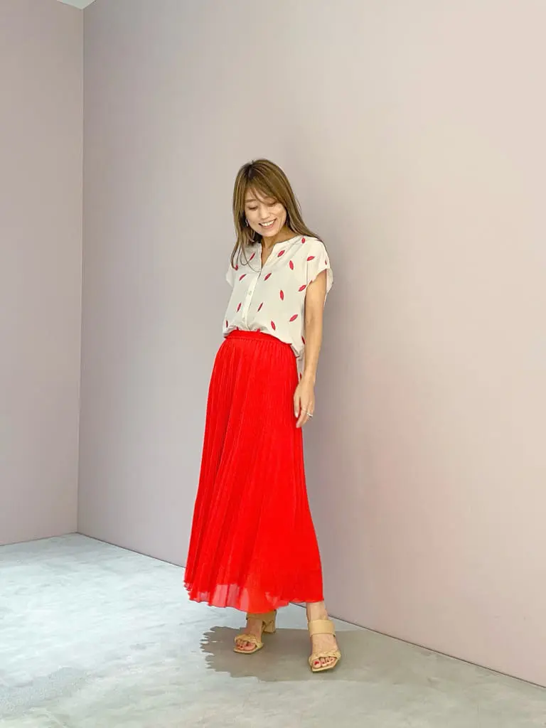 ORIGINATED IN GRACE CONTINENTAL yukimi yonee コーディネート画像