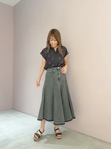 ORIGINATED IN GRACE CONTINENTAL yukimi yonee コーディネート画像