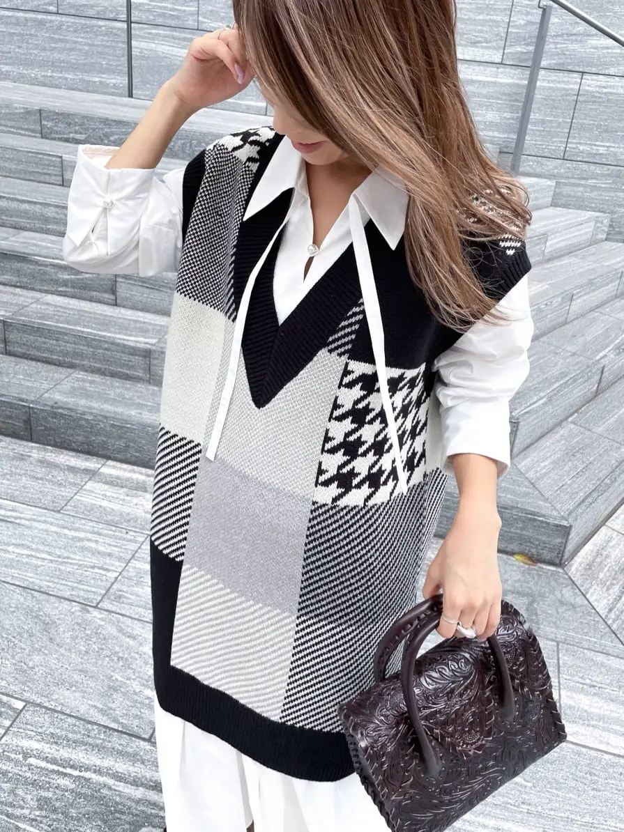 ORIGINATED IN GRACE CONTINENTAL yukimi yonee コーディネート画像