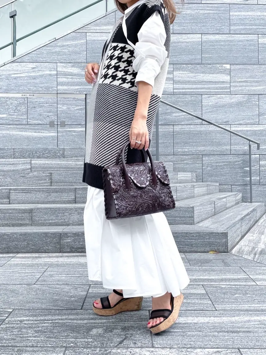 ORIGINATED IN GRACE CONTINENTAL yukimi yonee コーディネート画像