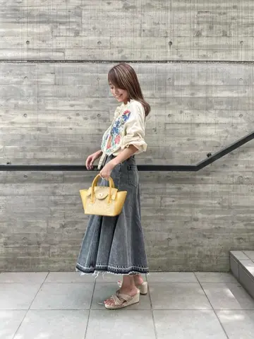 ORIGINATED IN GRACE CONTINENTAL yukimi yonee コーディネート画像