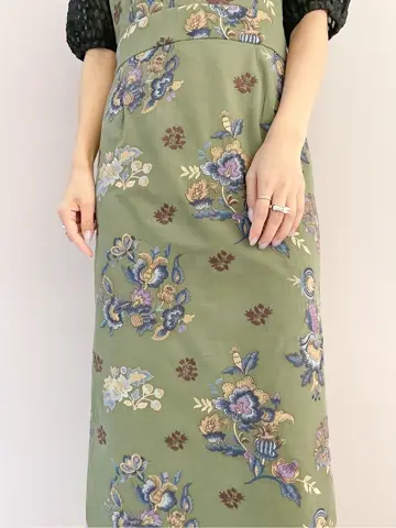 ORIGINATED IN GRACE CONTINENTAL yukimi yonee コーディネート画像