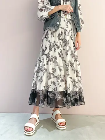 ORIGINATED IN GRACE CONTINENTAL yukimi yonee コーディネート画像