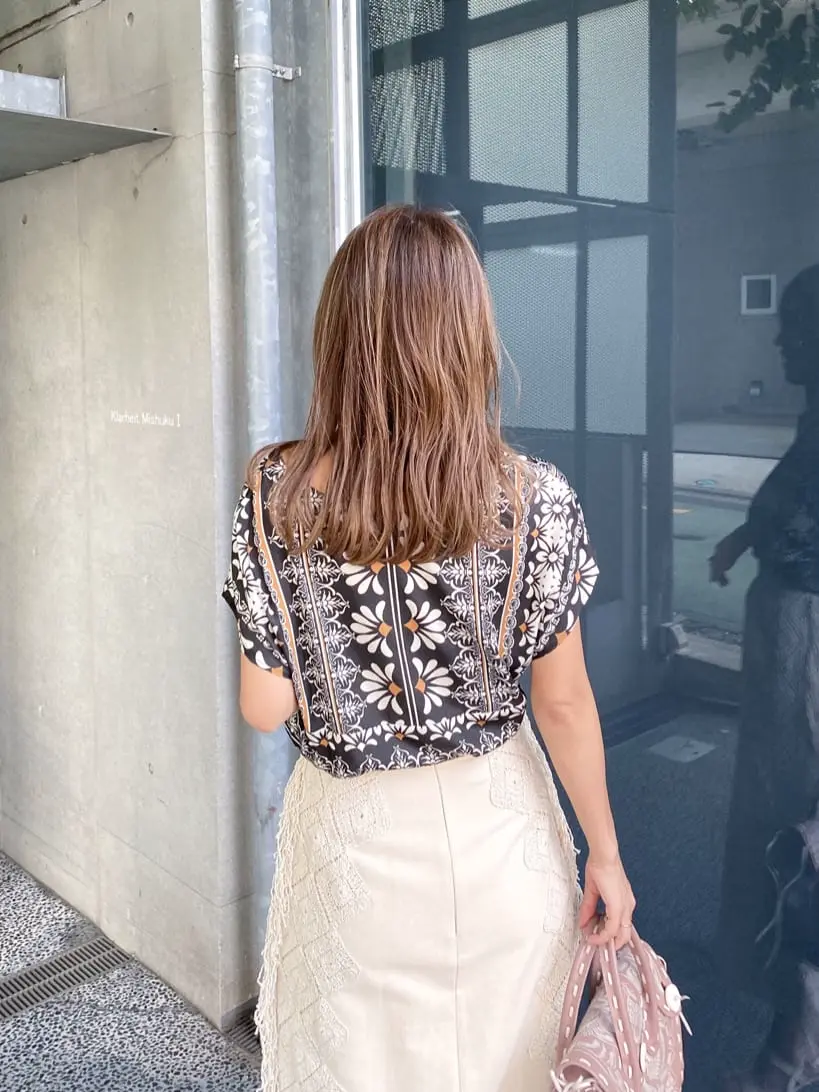 ORIGINATED IN GRACE CONTINENTAL yukimi yonee コーディネート画像