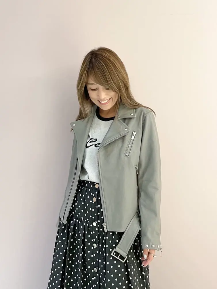 ORIGINATED IN GRACE CONTINENTAL yukimi yonee コーディネート画像