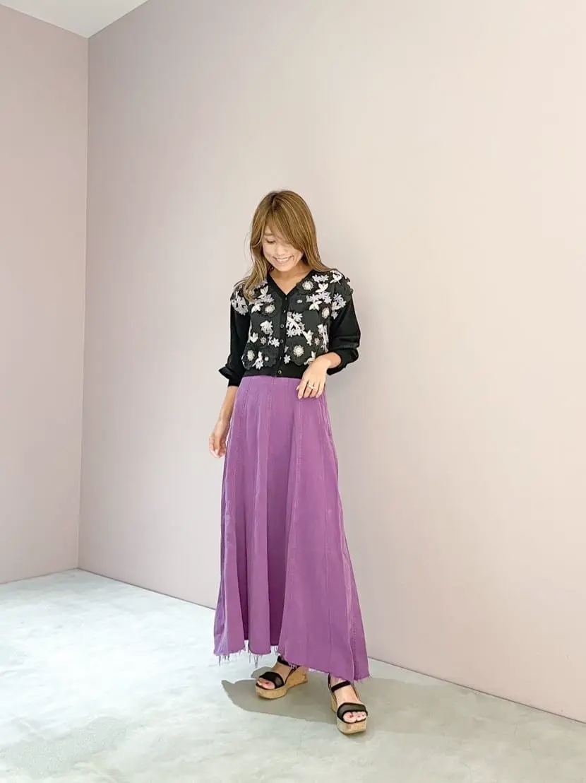 ORIGINATED IN GRACE CONTINENTAL yukimi yonee コーディネート画像