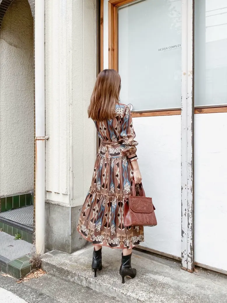 ORIGINATED IN GRACE CONTINENTAL yukimi yonee コーディネート画像