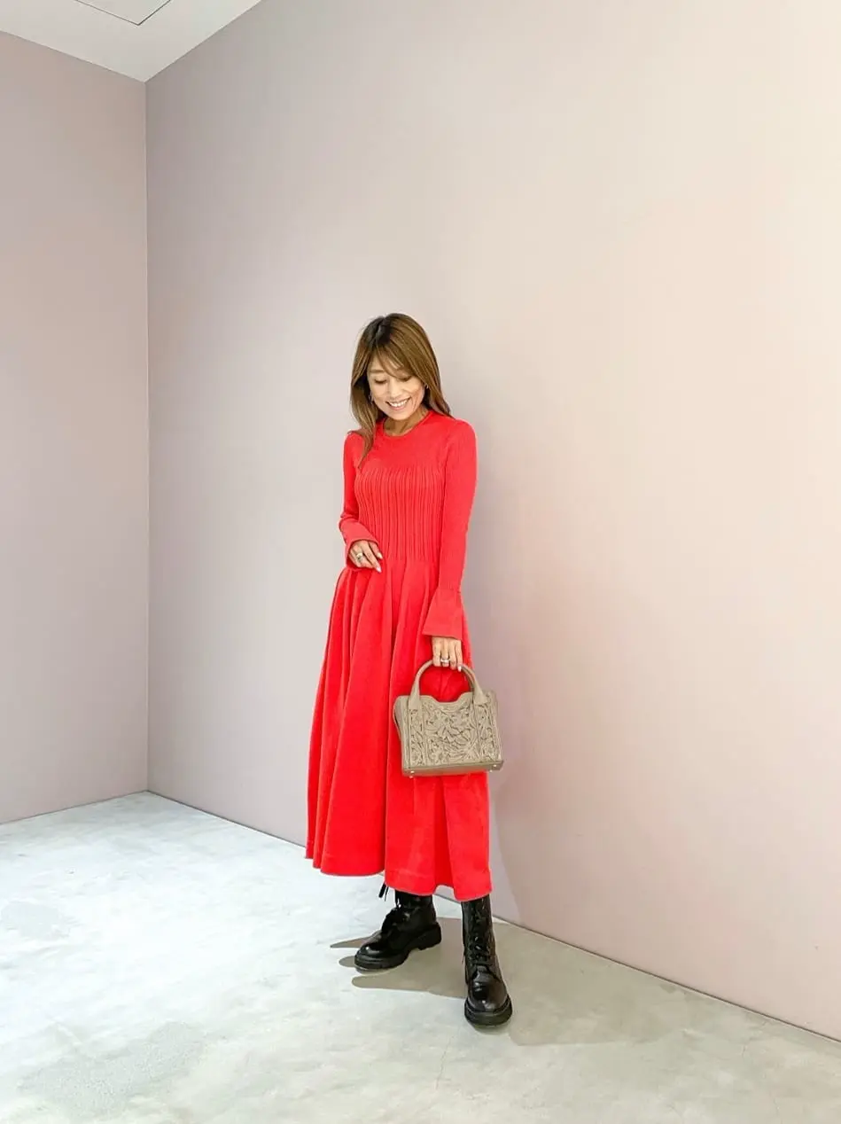 ORIGINATED IN GRACE CONTINENTAL yukimi yonee コーディネート画像