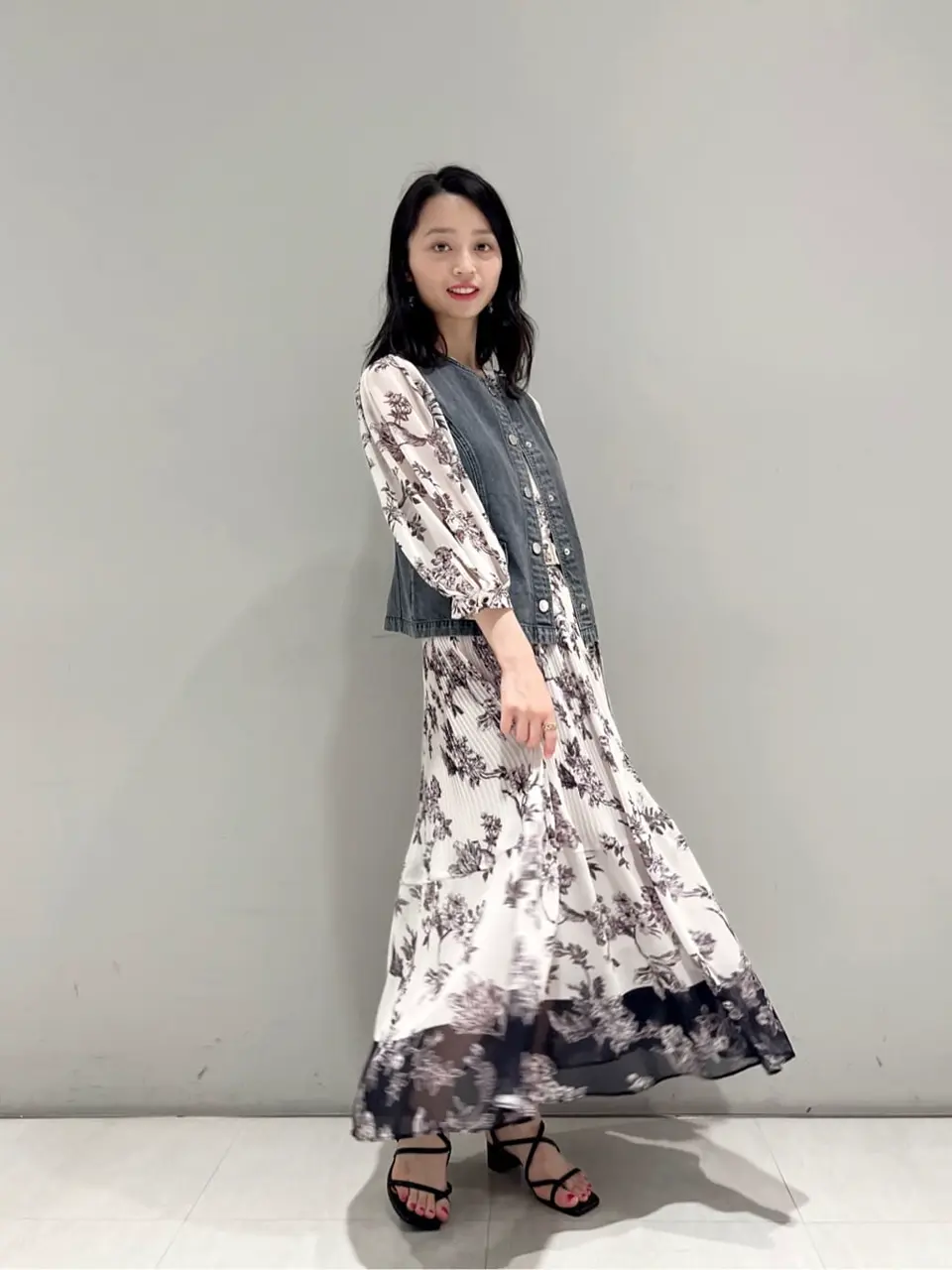 ORIGINATED IN GRACE CONTINENTAL yuri コーディネート画像