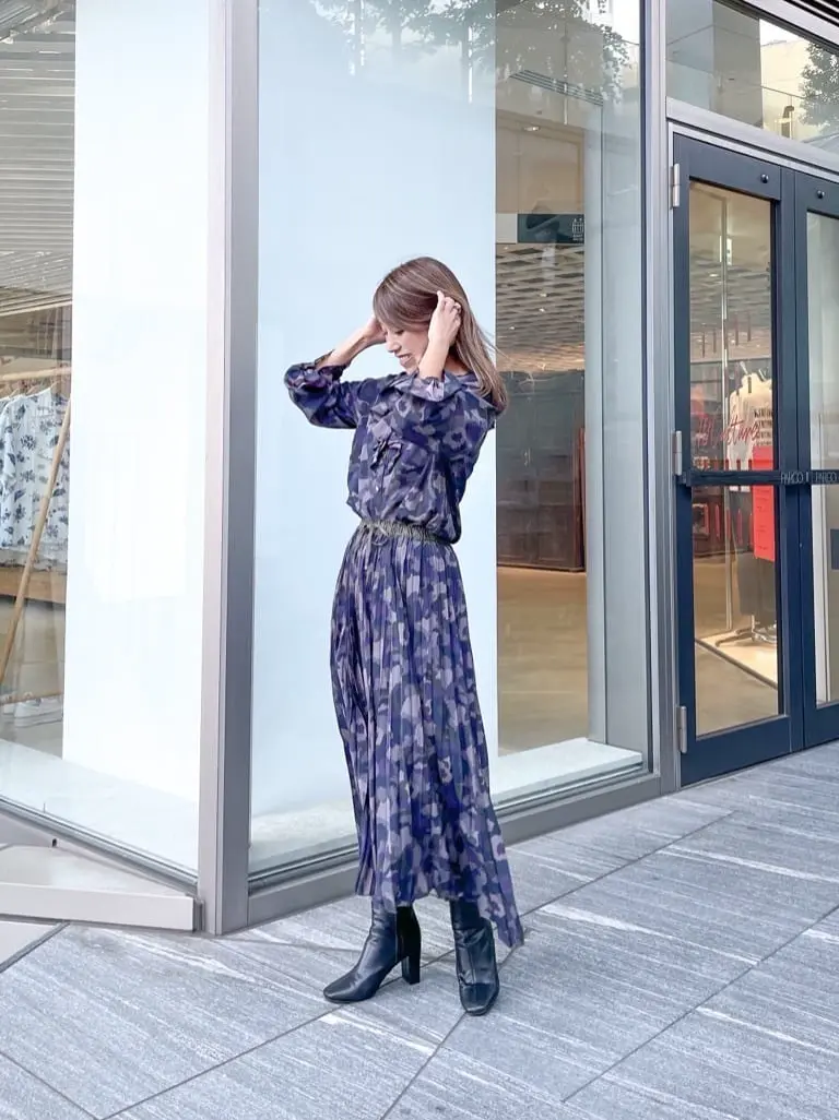 ORIGINATED IN GRACE CONTINENTAL yukimi yonee コーディネート画像