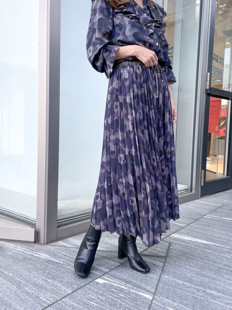 ORIGINATED IN GRACE CONTINENTAL yukimi yonee コーディネート画像