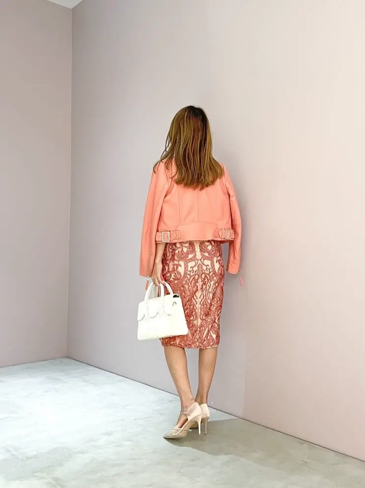 ORIGINATED IN GRACE CONTINENTAL yukimi yonee コーディネート画像