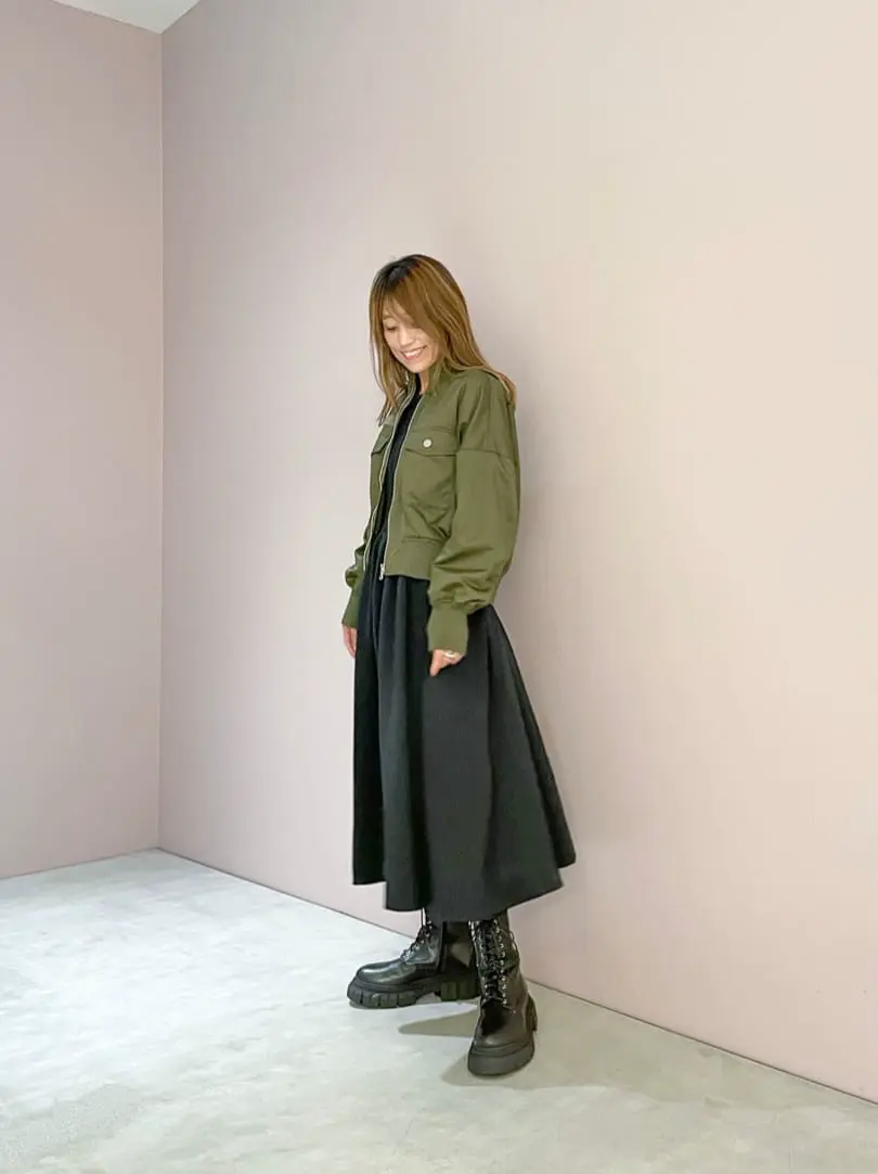 ORIGINATED IN GRACE CONTINENTAL yukimi yonee コーディネート画像