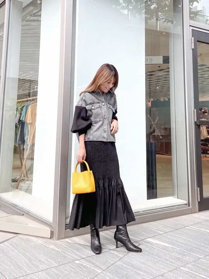 ORIGINATED IN GRACE CONTINENTAL yukimi yonee コーディネート画像