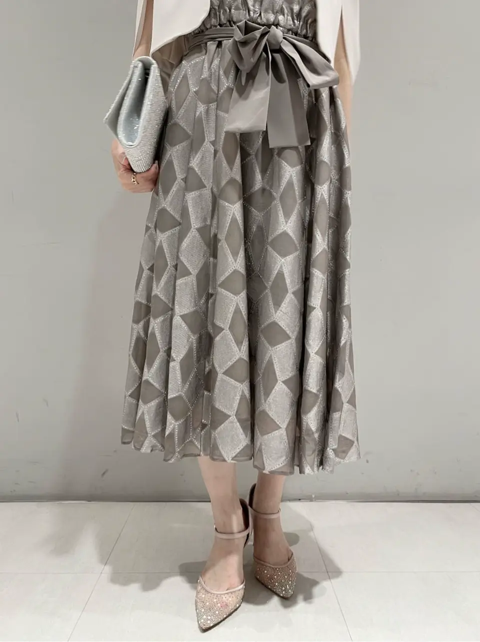 ORIGINATED IN GRACE CONTINENTAL yuri コーディネート画像