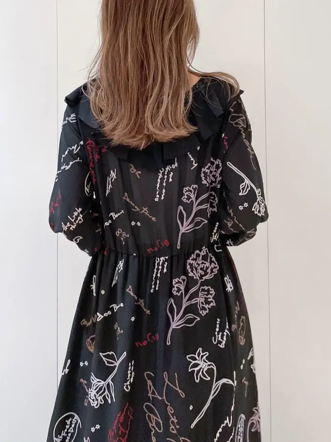 ORIGINATED IN GRACE CONTINENTAL yukimi yonee コーディネート画像