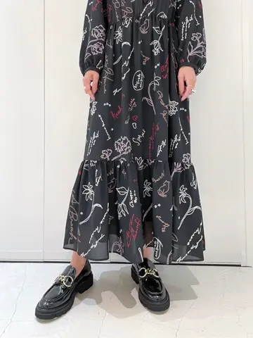 ORIGINATED IN GRACE CONTINENTAL yukimi yonee コーディネート画像