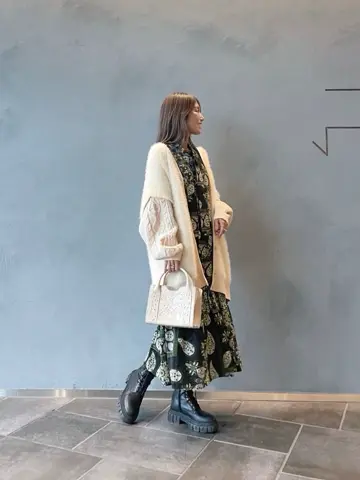 ORIGINATED IN GRACE CONTINENTAL yukimi yonee コーディネート画像