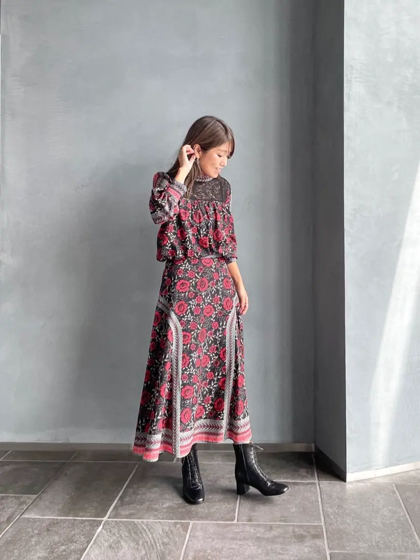 ORIGINATED IN GRACE CONTINENTAL yukimi yonee コーディネート画像