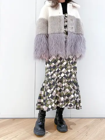 ORIGINATED IN GRACE CONTINENTAL yukimi yonee コーディネート画像