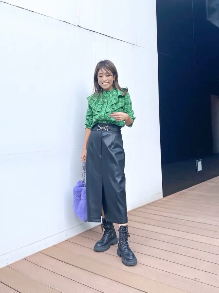 ORIGINATED IN GRACE CONTINENTAL yukimi yonee コーディネート画像