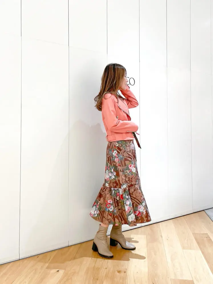 ORIGINATED IN GRACE CONTINENTAL yukimi yonee コーディネート画像