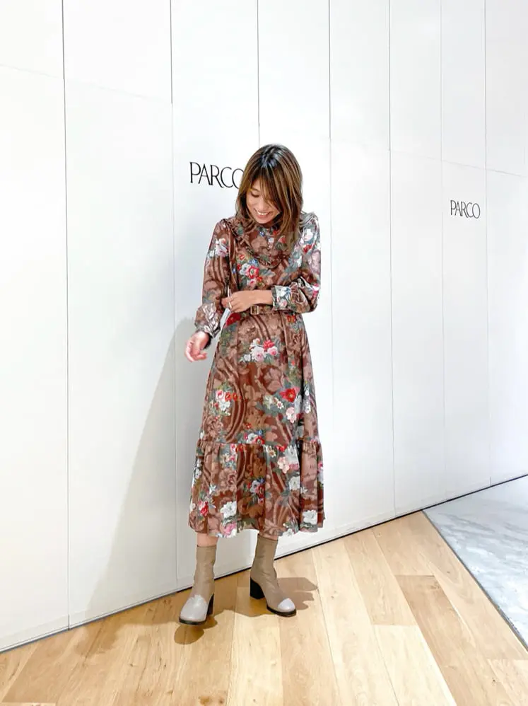 ORIGINATED IN GRACE CONTINENTAL yukimi yonee コーディネート画像