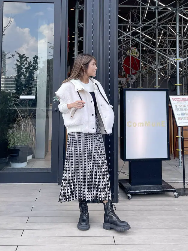 ORIGINATED IN GRACE CONTINENTAL yukimi yonee コーディネート画像