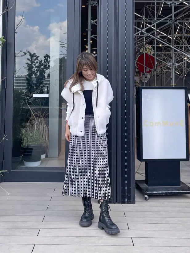 ORIGINATED IN GRACE CONTINENTAL yukimi yonee コーディネート画像