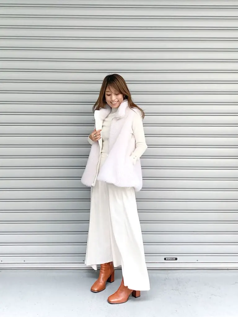 ORIGINATED IN GRACE CONTINENTAL yukimi yonee コーディネート画像