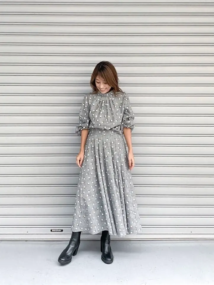 ORIGINATED IN GRACE CONTINENTAL yukimi yonee コーディネート画像