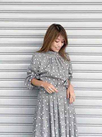 ORIGINATED IN GRACE CONTINENTAL yukimi yonee コーディネート画像