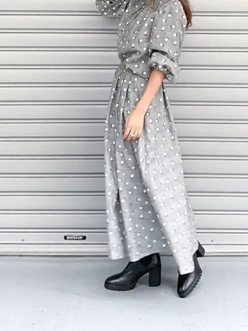 ORIGINATED IN GRACE CONTINENTAL yukimi yonee コーディネート画像