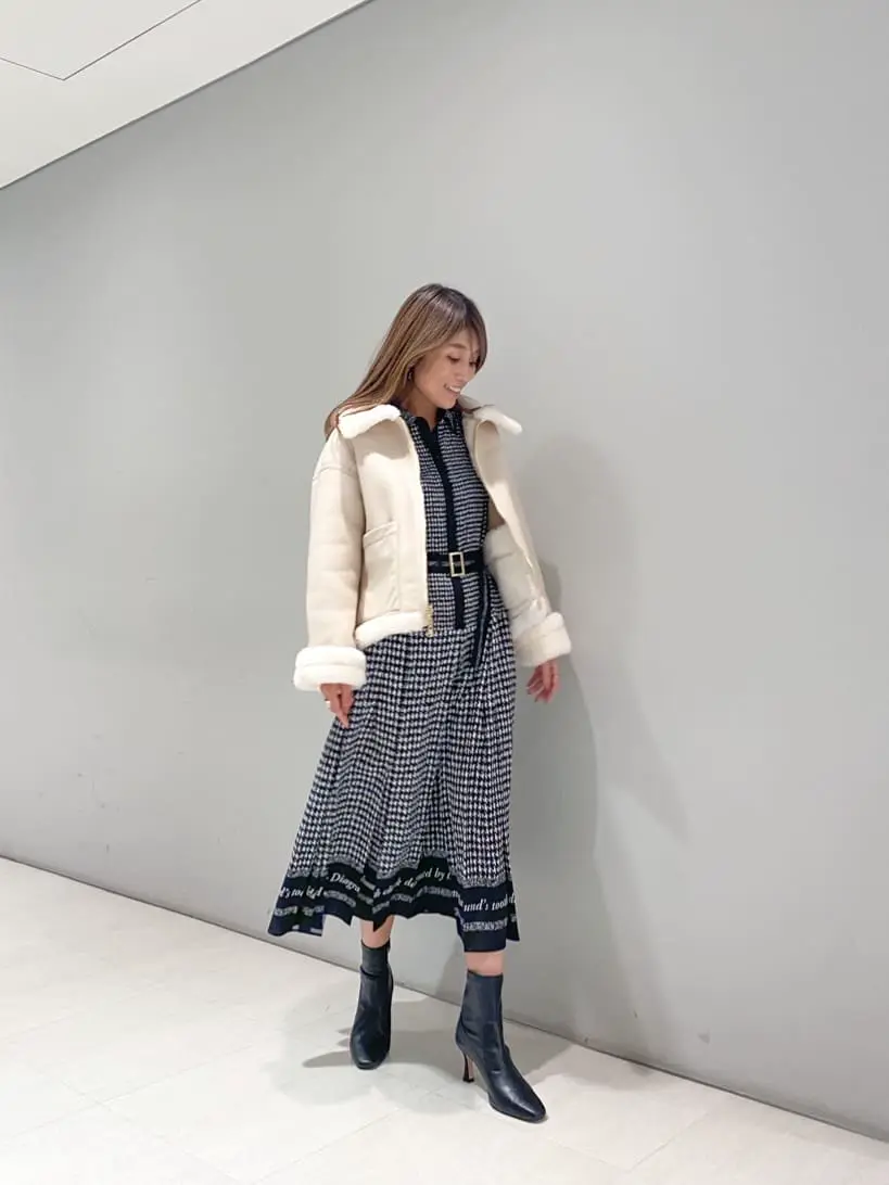 ORIGINATED IN GRACE CONTINENTAL yukimi yonee コーディネート画像