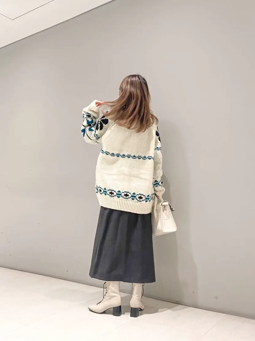 ORIGINATED IN GRACE CONTINENTAL yukimi yonee コーディネート画像