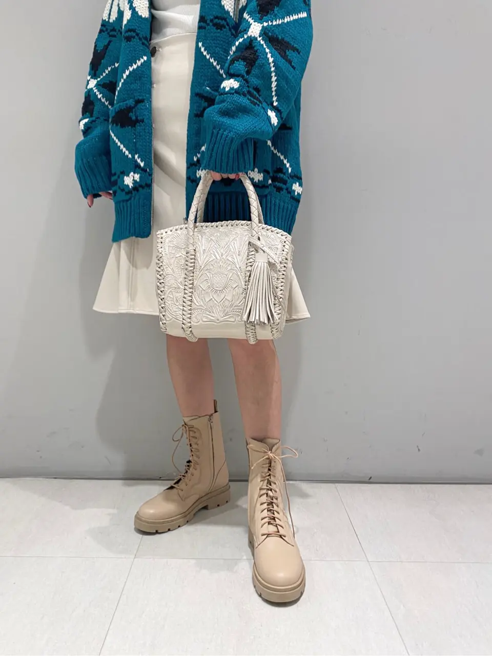 ORIGINATED IN GRACE CONTINENTAL yukimi yonee コーディネート画像